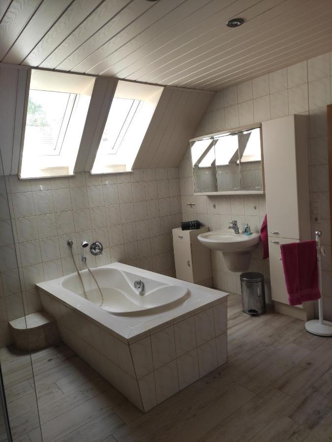 Ferienwohnung Im Werratal Herrenbreitungen Esterno foto