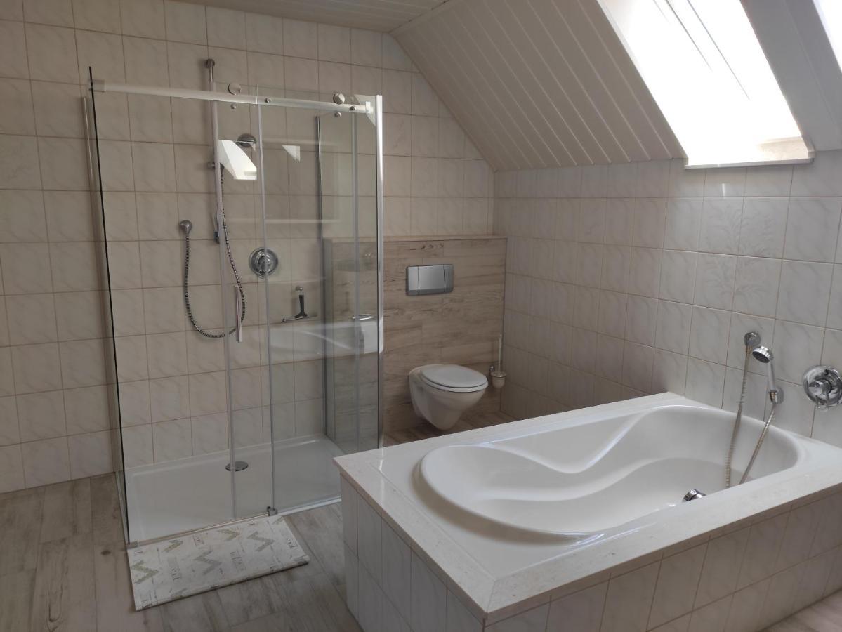 Ferienwohnung Im Werratal Herrenbreitungen Esterno foto